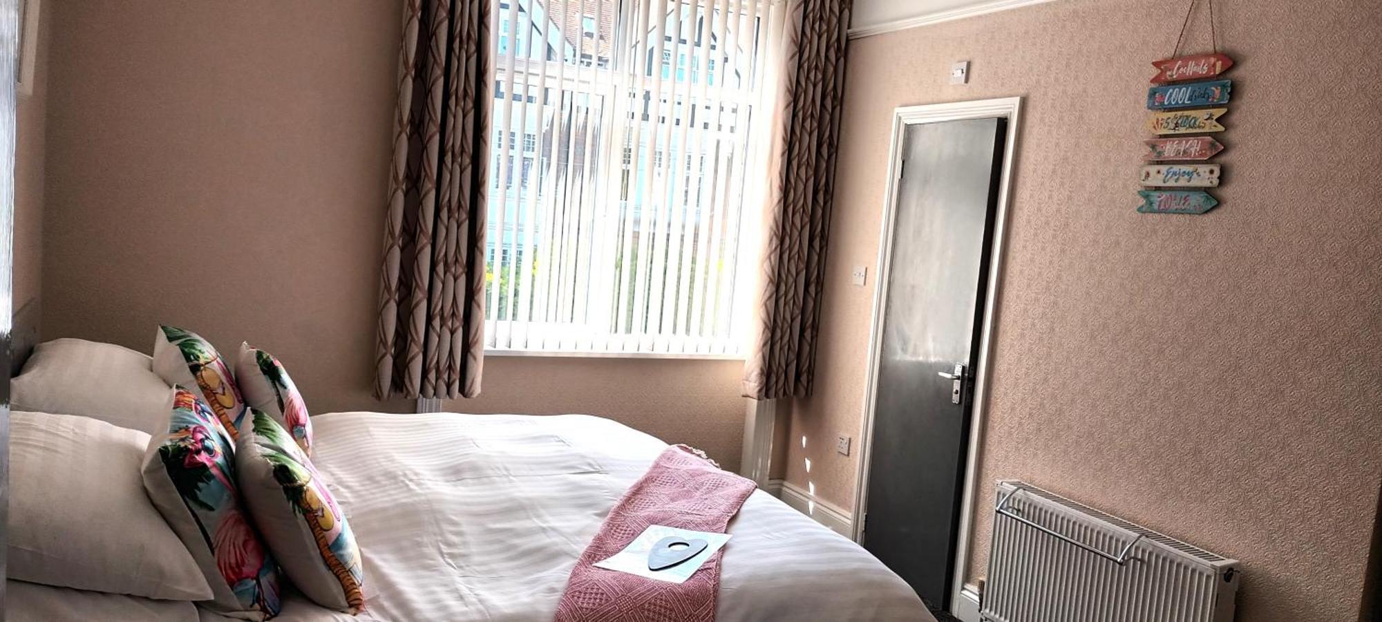 Relax At Rosscourt Guest House-Free On Site Parking (Adults Only) Bornemouth Extérieur photo